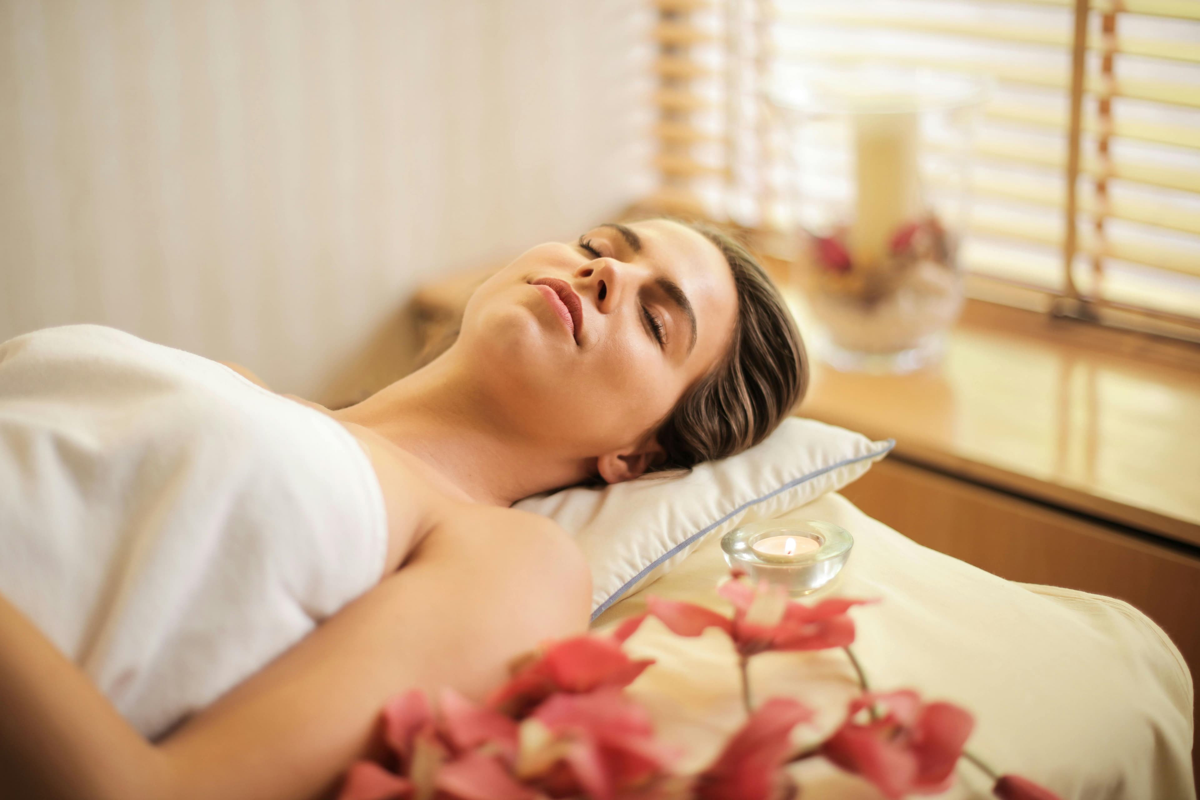 The Healing Power of Essential Oils and Massage Therapy